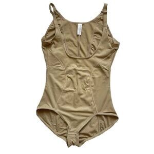 FleXees By Maidenform XL One Piece Body Shaper Wear Your Own Bra Tan